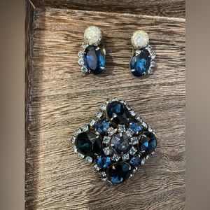 True Vintage Sapphire Blue Large Jewel Coordinated Set Earrings + Brooch